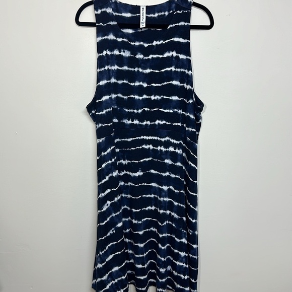 Athleta Santorini Thera Printed Dress Blue 2x - Picture 3 of 7